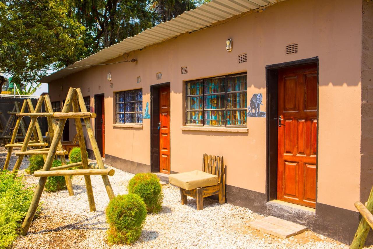 Hostel Lusaka Backpackers Exterior foto
